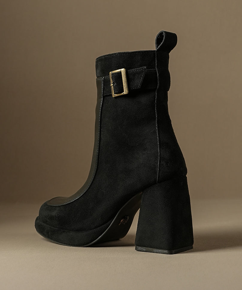 Gaga's Black