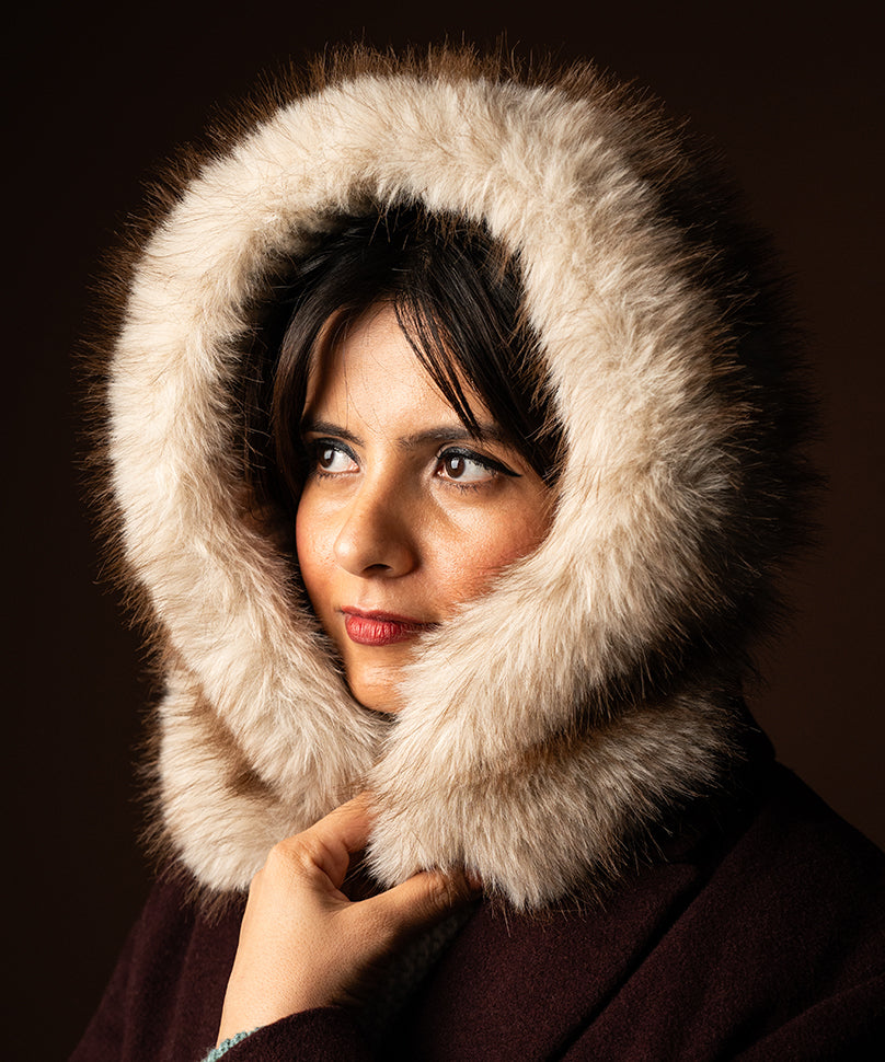 Balaclava – Beige | Faux-Fur Hood, Elegant Winter Warmth – Theater