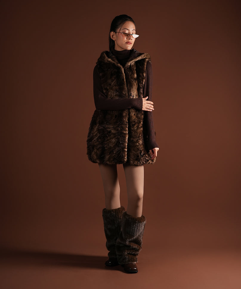 Ribbed Fur Leg Warmer - Brown