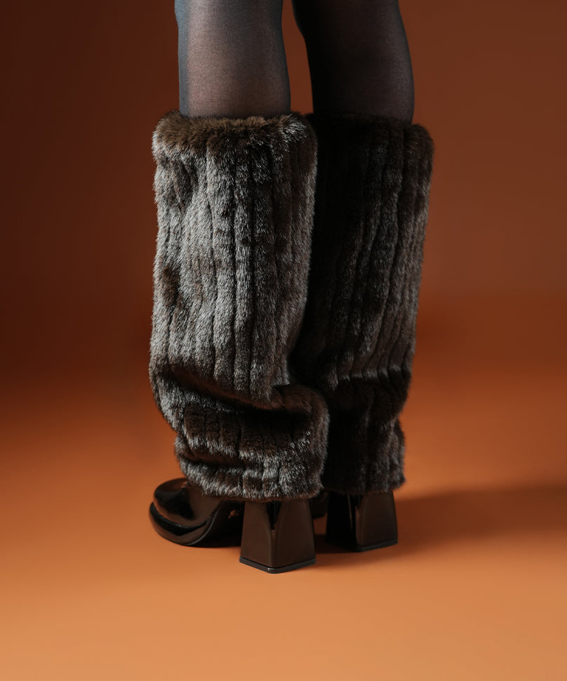 Grey Guard - Dark Brown