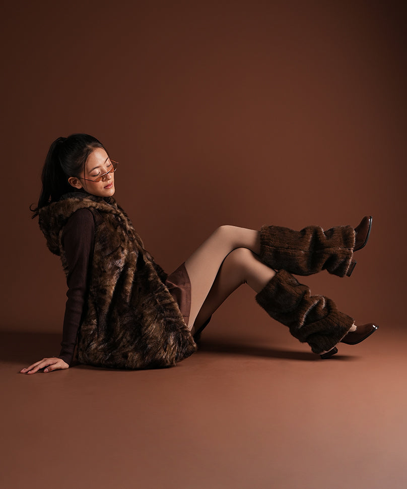 Ribbed Fur Leg Warmer - Brown
