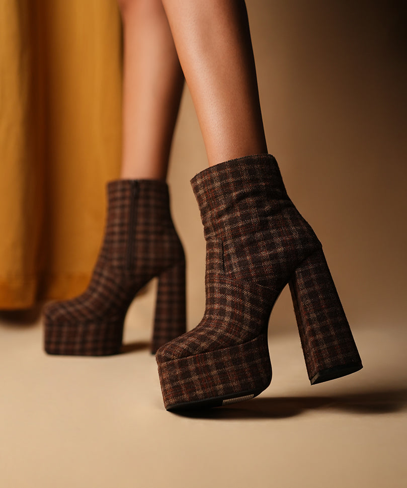 Carpenters Tornado | Boots by Theater – Theater.xyz