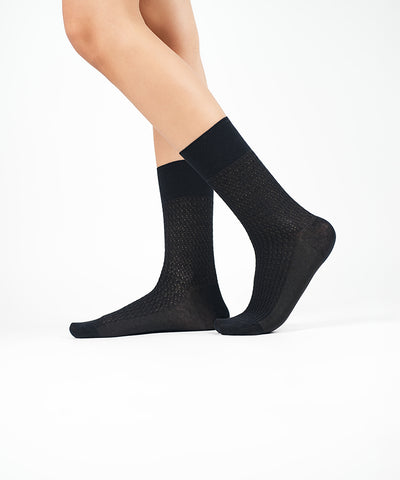 Knotty - Black