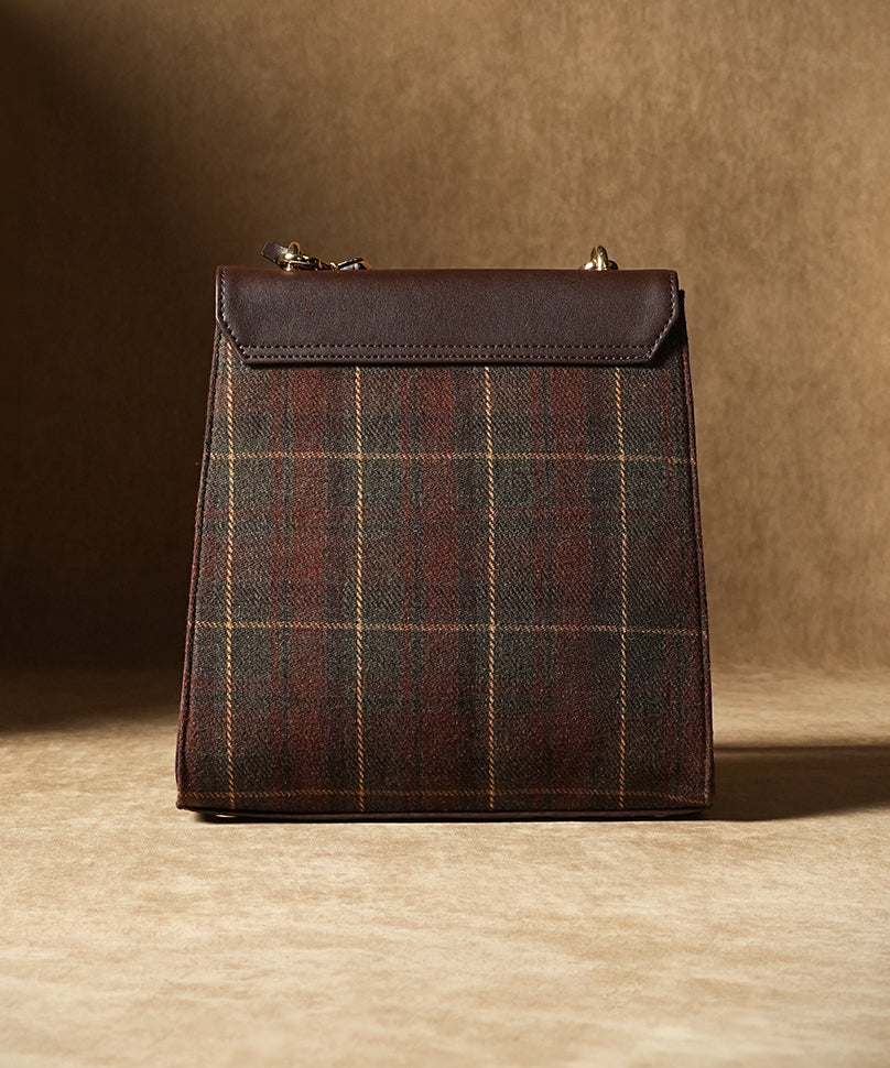Peggy Tweed