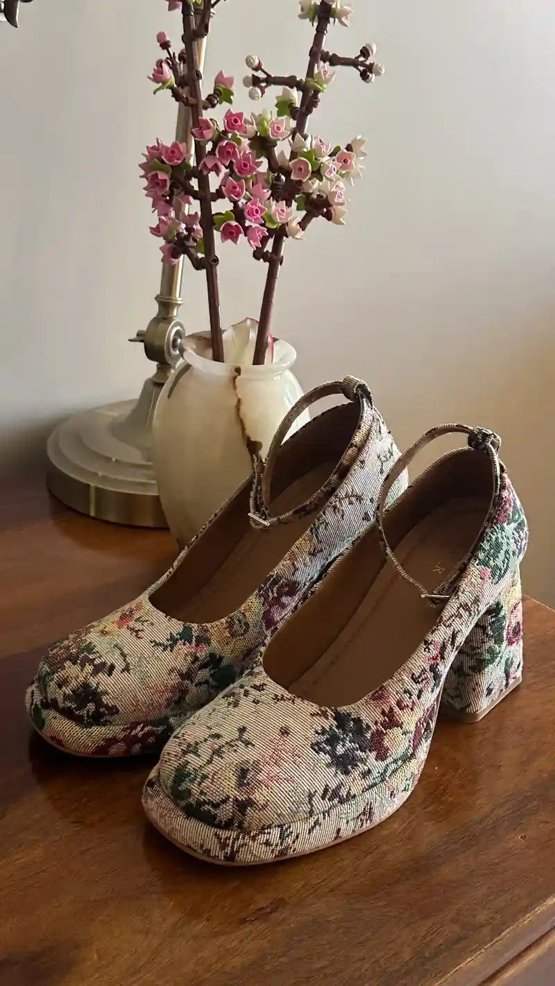 Lookbook Image
