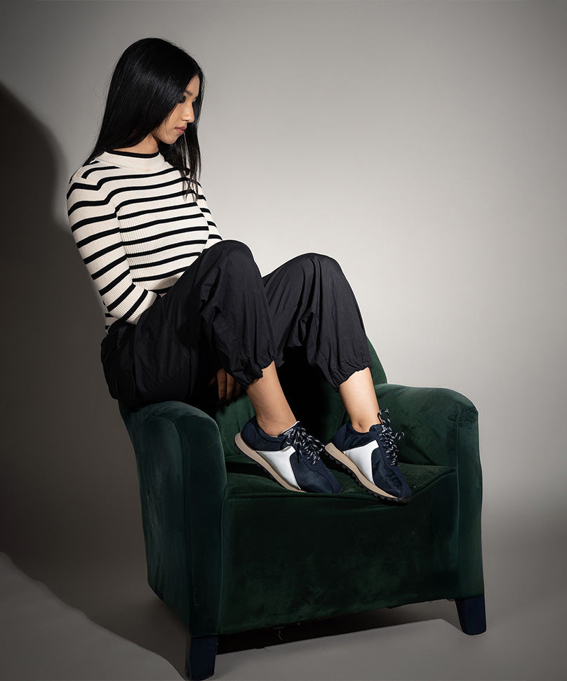 Seoul Navy/White