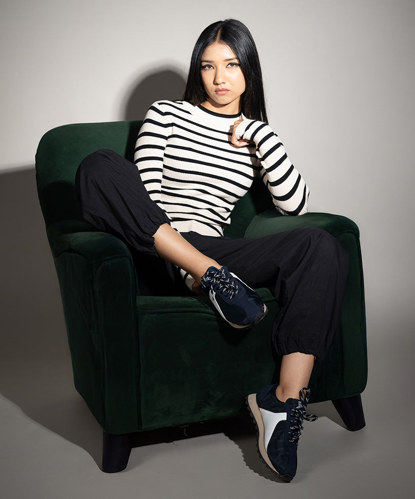 Seoul Navy/White