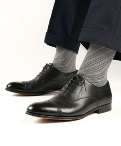 Black & White Barber Stripes