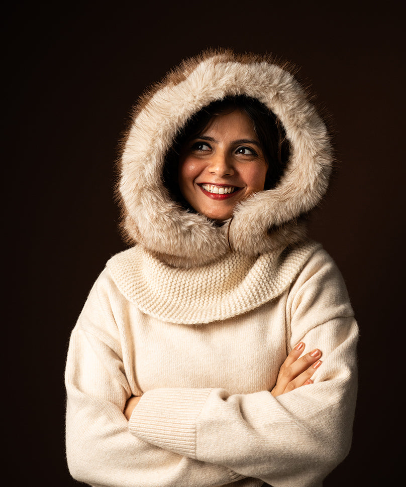 Balaclava – Beige | Faux-Fur Hood, Elegant Winter Warmth – Theater