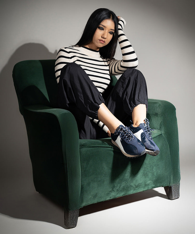 Seoul Navy/White