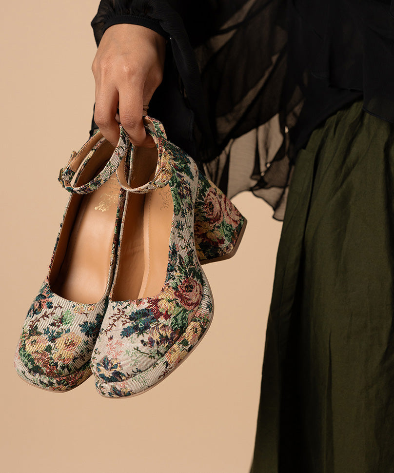 Bara's | Tapestry Shoes by Theater – Theater.xyz