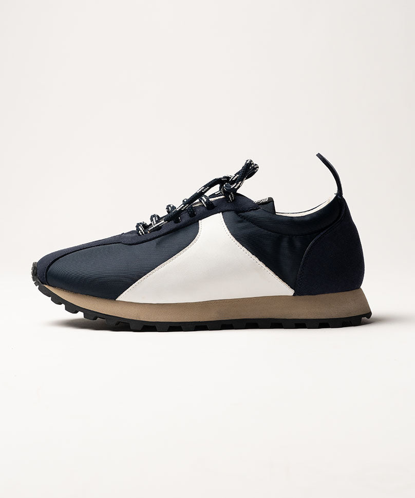 Seoul Navy/White