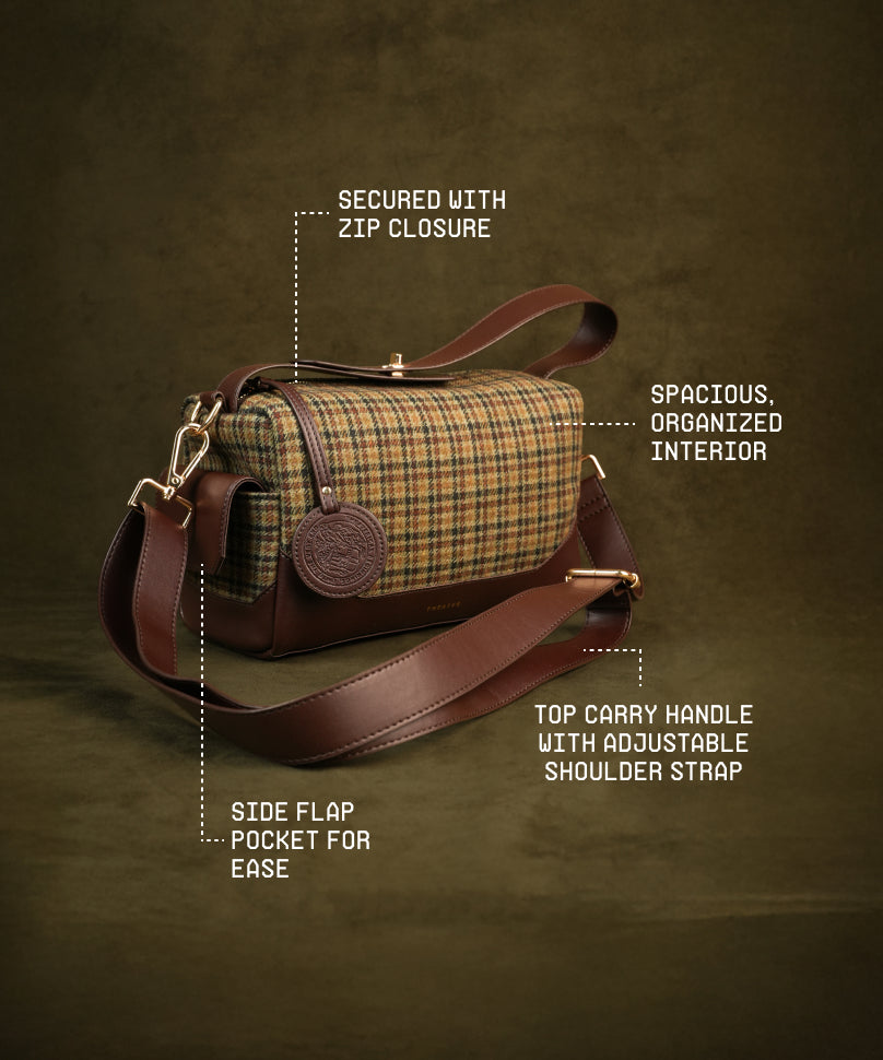Bonbon Tweed by Theater - A Classic Crossbody Bag in Textured